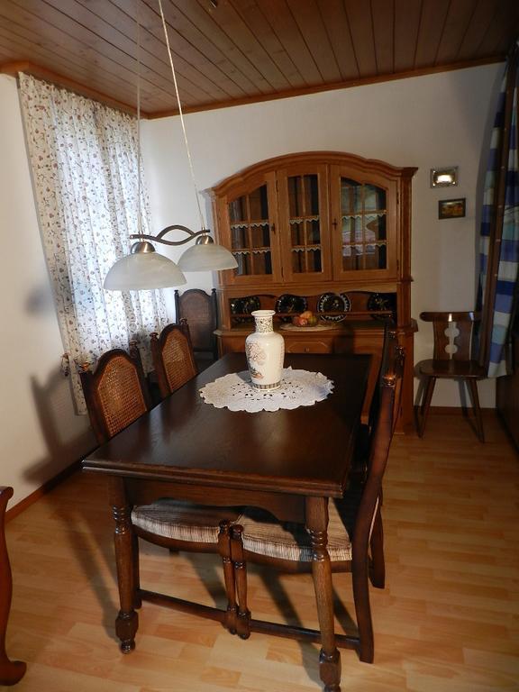Gasthof Am Bach Bed & Breakfast Boltigen Exterior photo